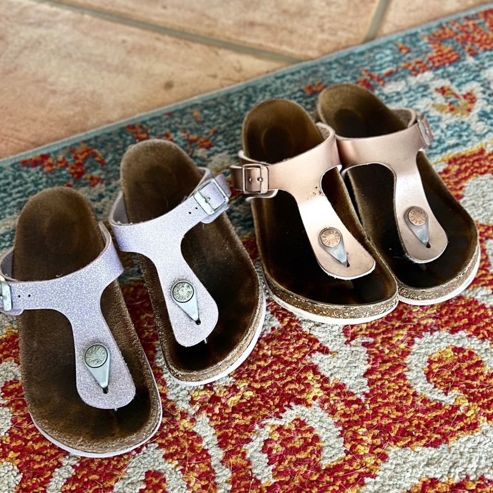 Girls Gizeh Birkenstock sandals